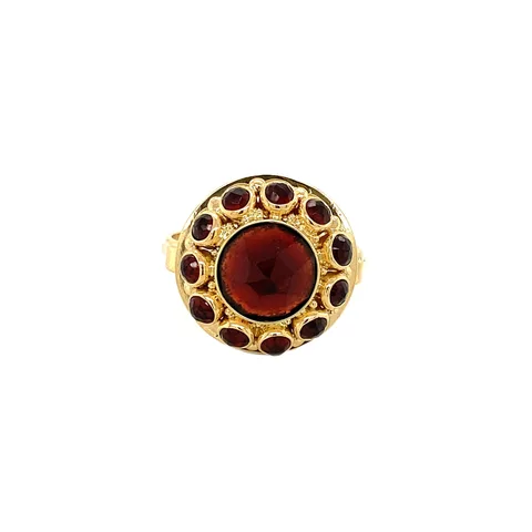 Vintage 14K Gold Ring with Garnet