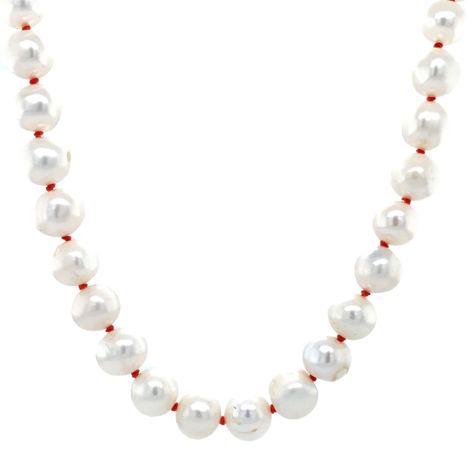 Vintage Pearl Necklace with 14K Gold Fancy Clasp 48 cm