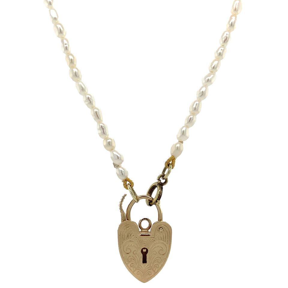 Vintage Pearl Necklace with 9K Gold Clasp 40 cm