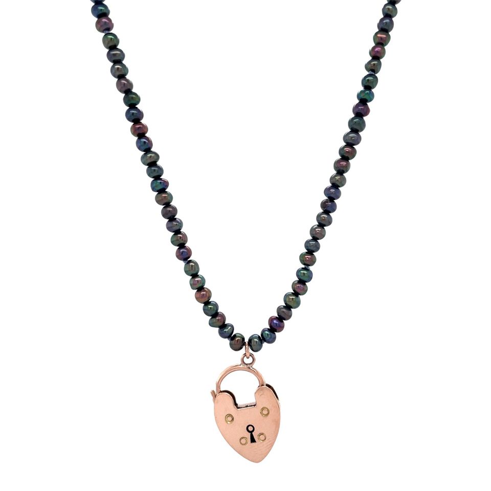 Vintage Pearl Necklace with Hearts Pendant 9 and 14K Gold