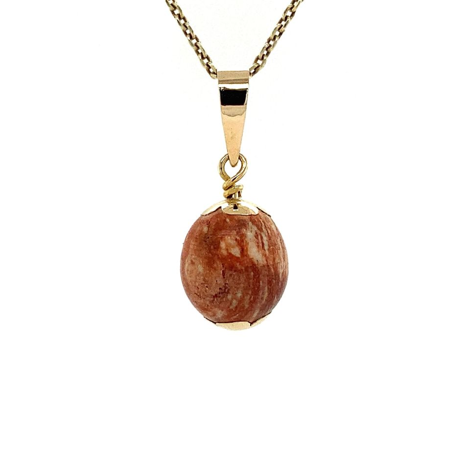 Vintage 14K Gold Pendant with Jaspis