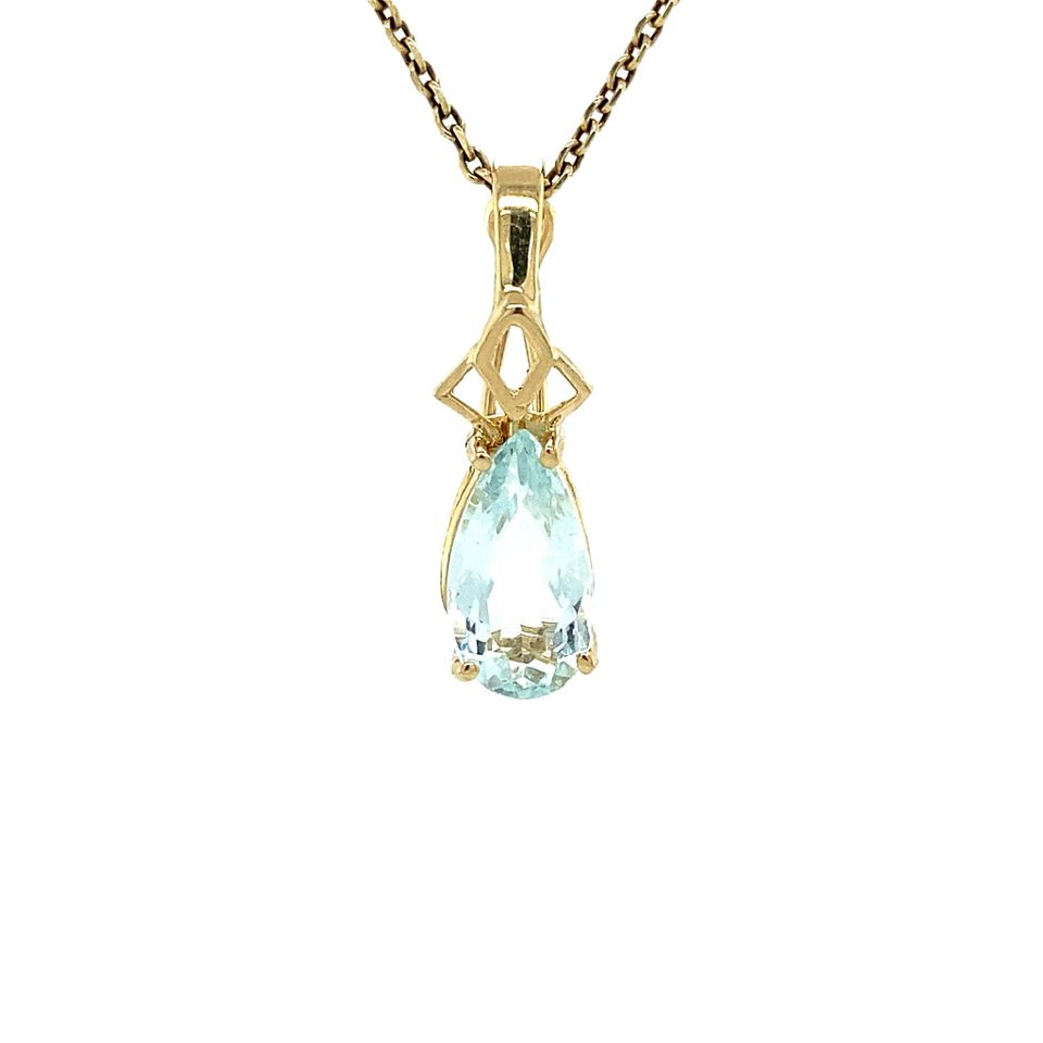 Vintage 14K Gold Pendant with Aquamarine