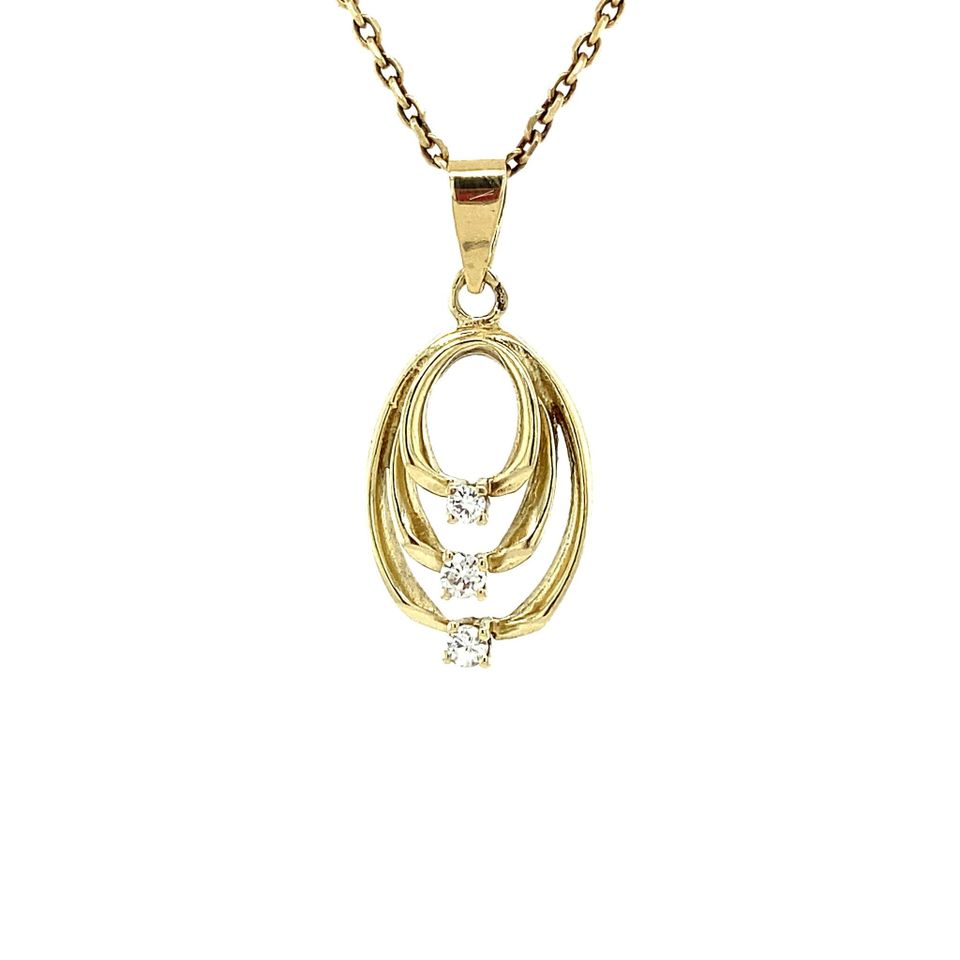 Vintage 14K Gold Pendant with Diamond