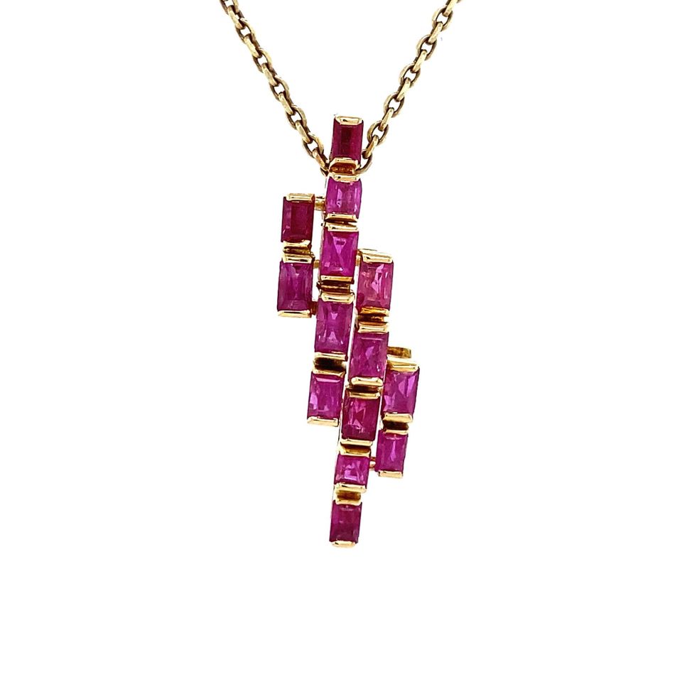 Vintage 18K Gold Pendant with Ruby
