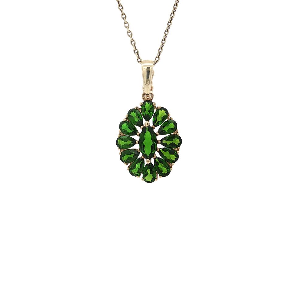 Vintage 8K Gold Pendant with Chroomdiopsiet