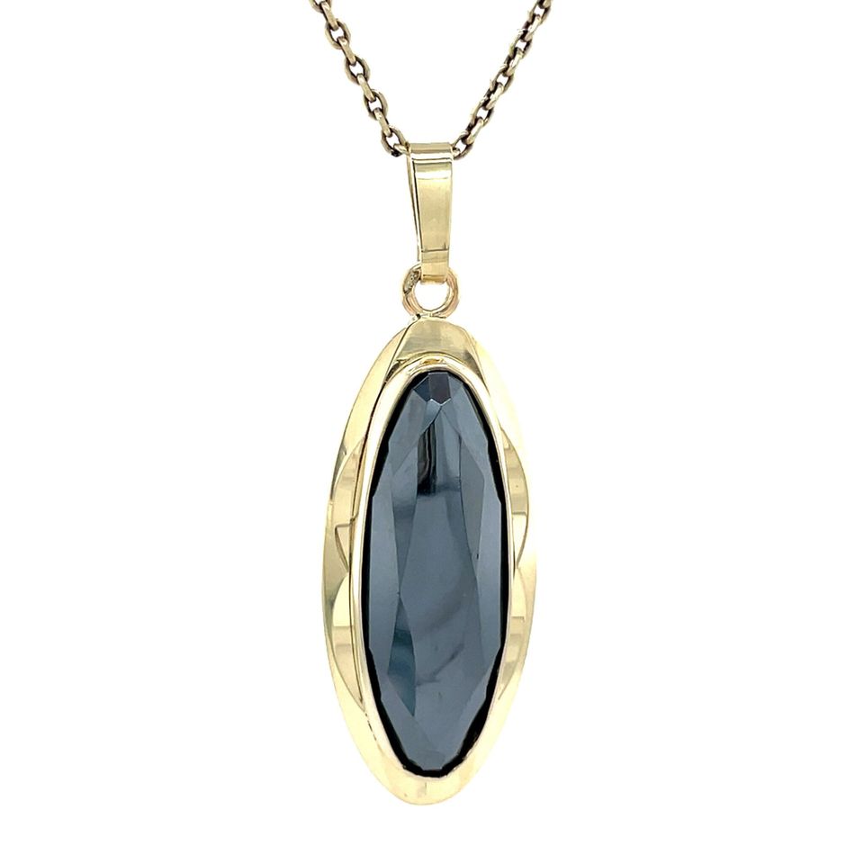 Vintage 14K Gold Pendant with Hematite