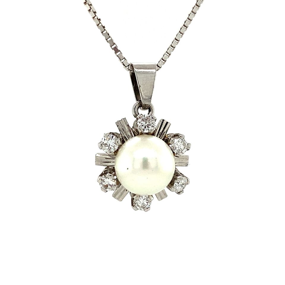 Vintage 18K White Gold Cluster Pendant with Diamond and Pearl