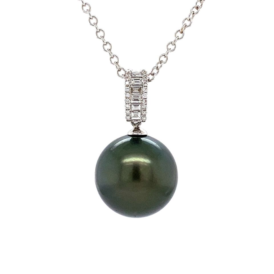 Vintage 18K Gold Pendant with Diamond and Pearl