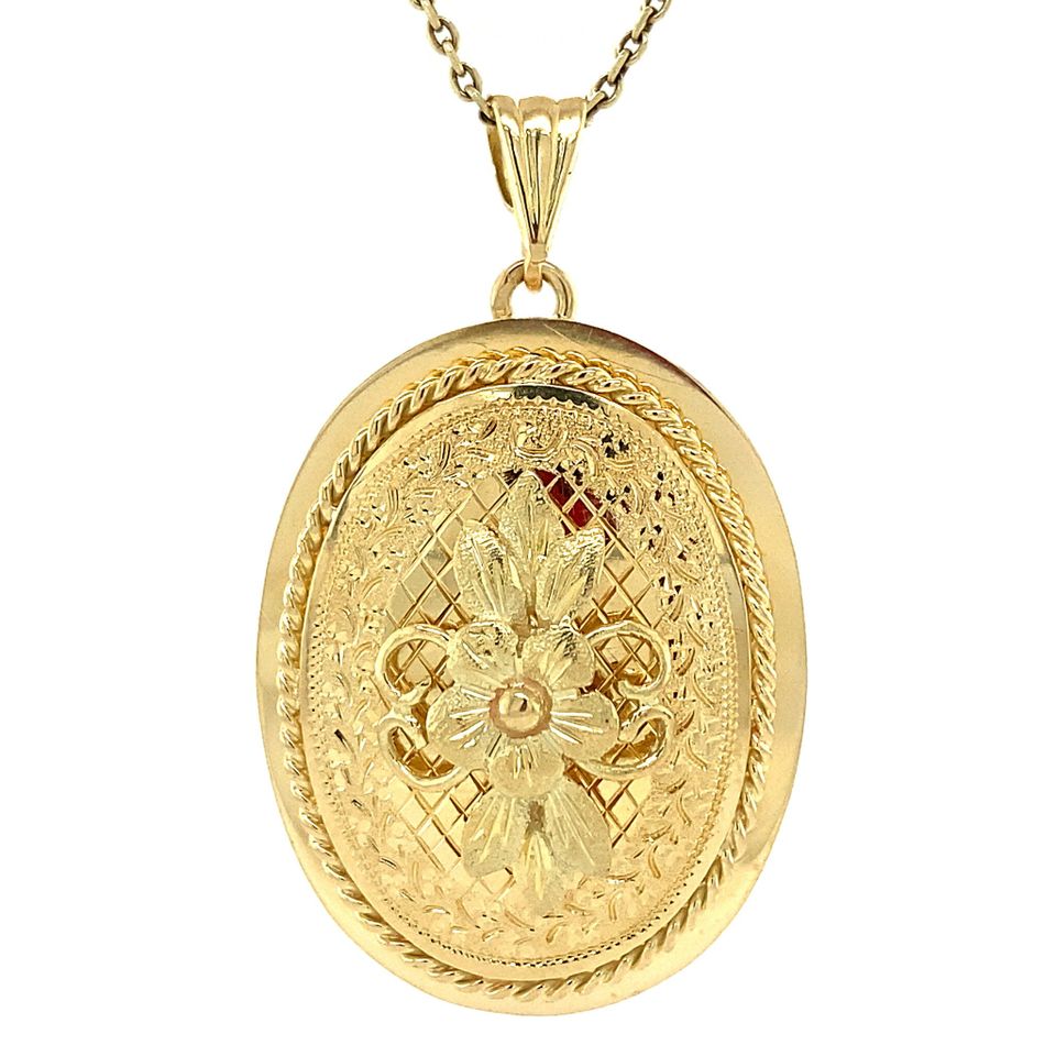 Vintage 14K Gold Pendant with Engraving