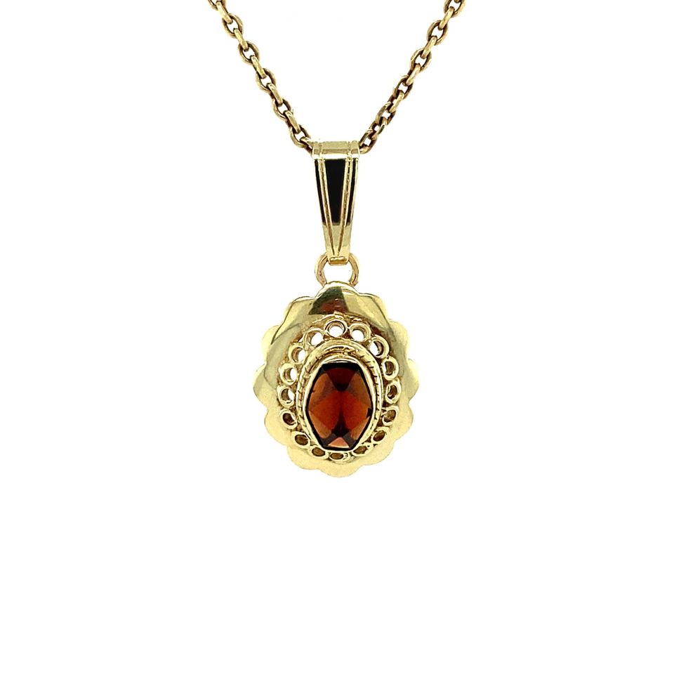 Vintage 14K Gold Pendant with Garnet