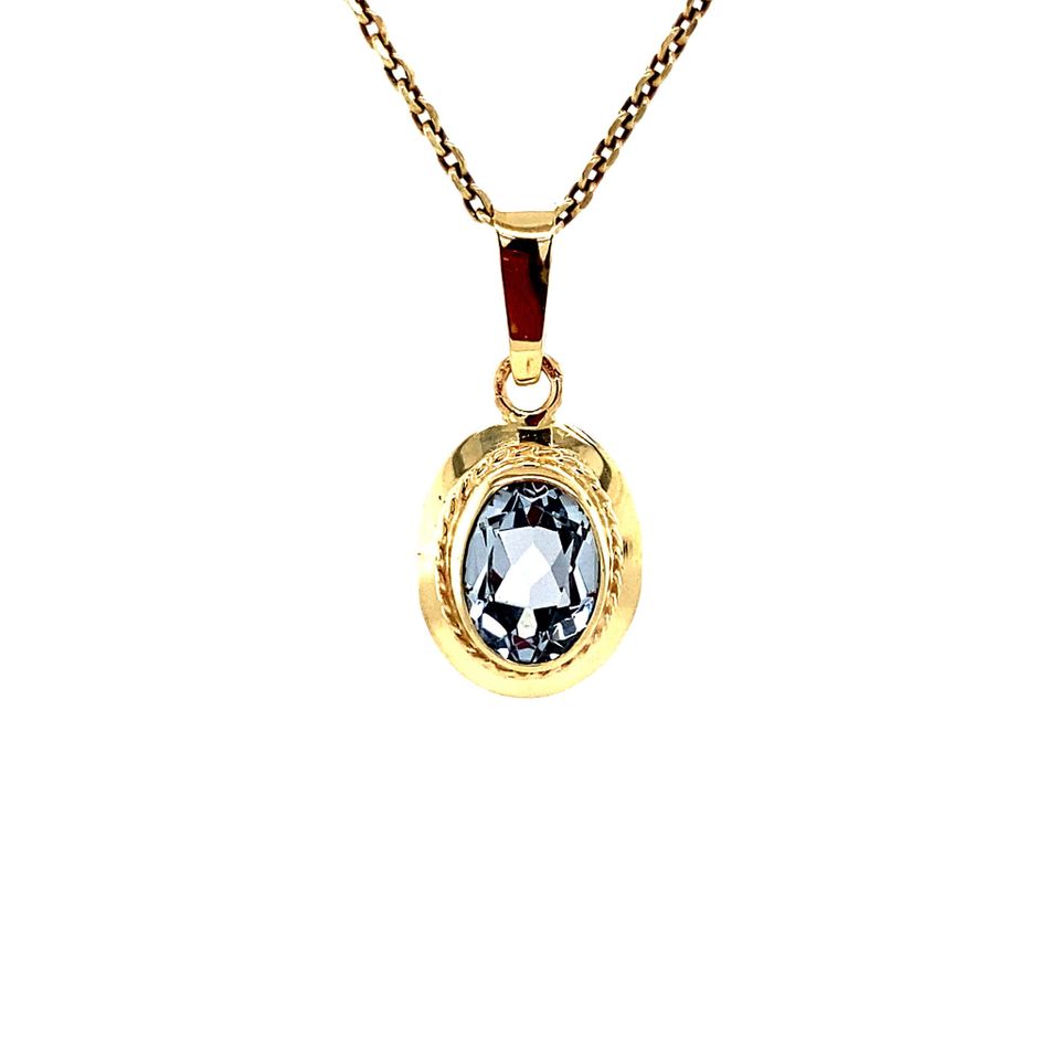 Vintage 14K Gold Pendant with Blue Spinel