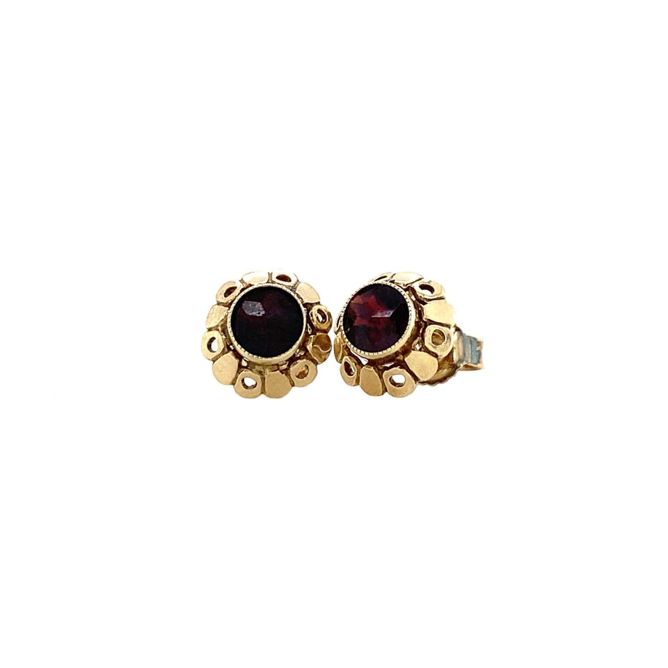 Vintage 14K Gold Stud Earrings with Garnet