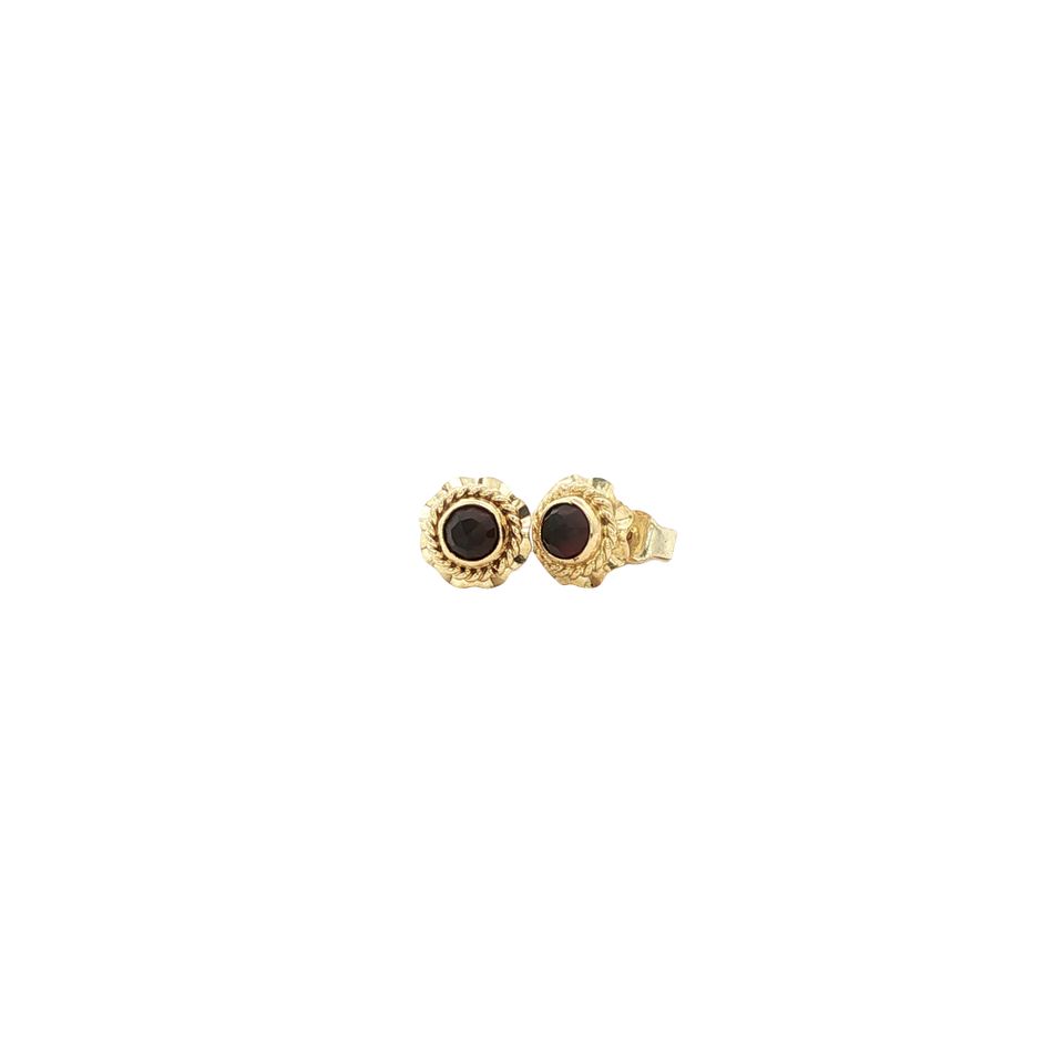 Vintage 14K Gold Stud Earrings with Garnet