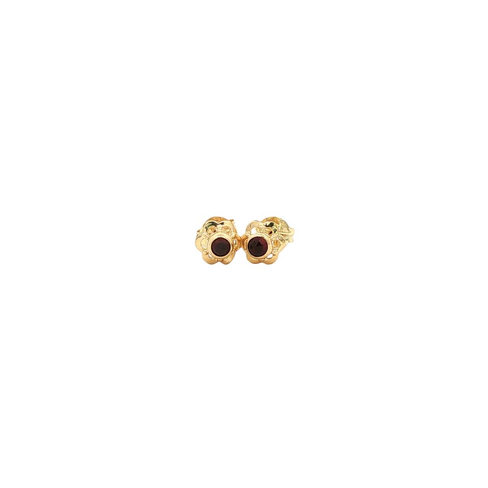 Vintage 14K Gold Stud Earrings with Garnet