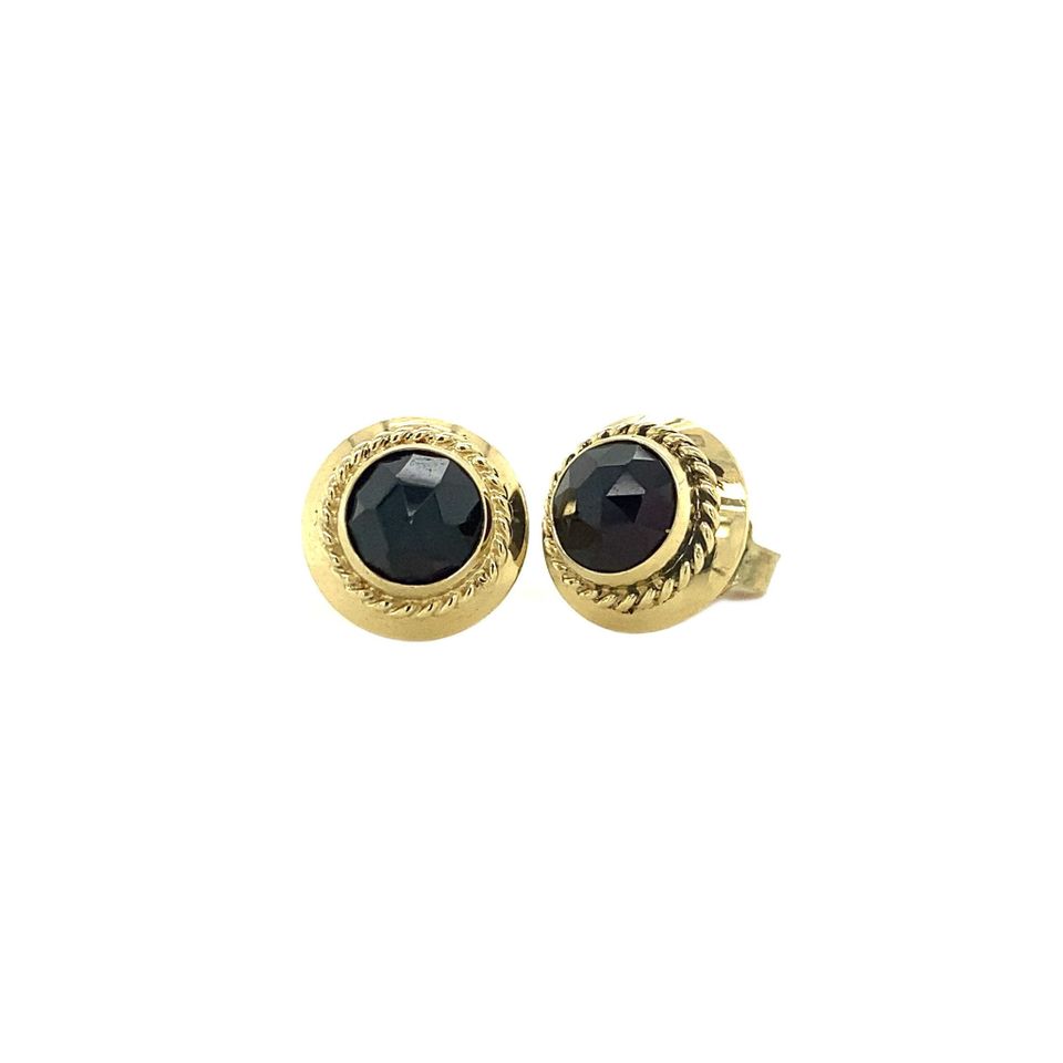Vintage 14K Gold Stud Earrings with Garnet