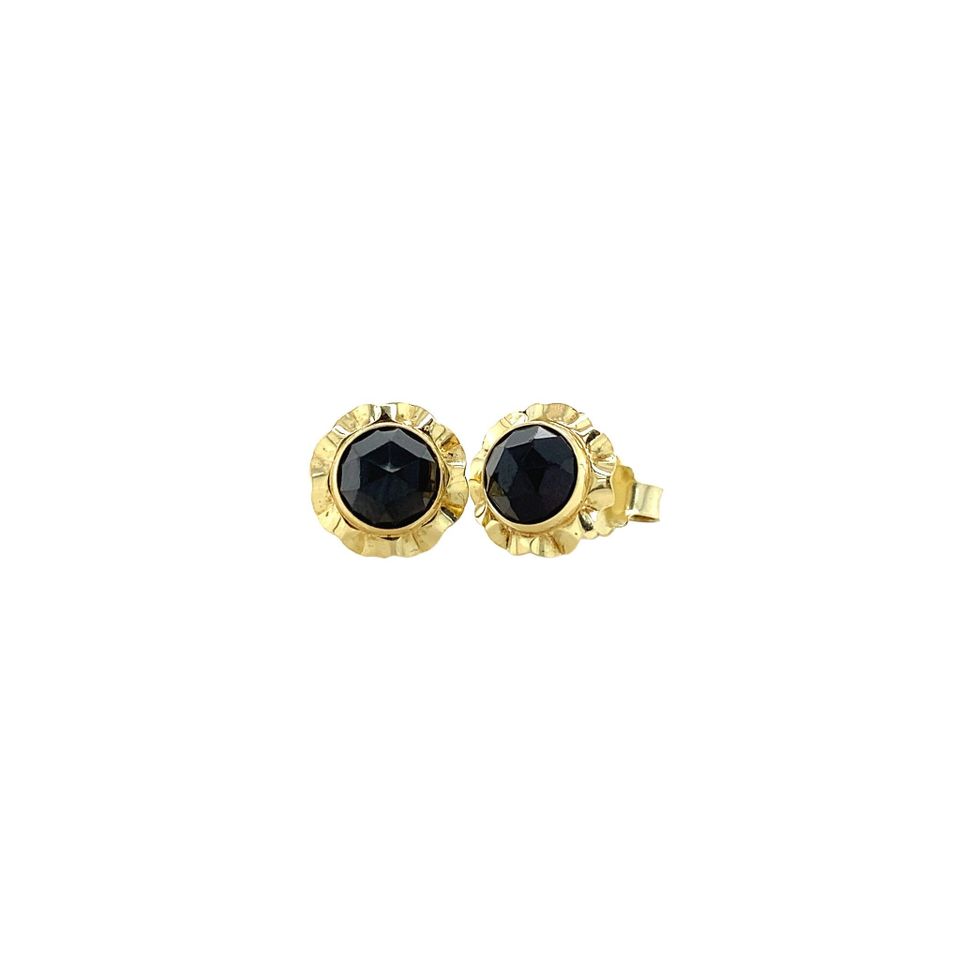 Vintage 14K Gold Stud Earrings with Garnet