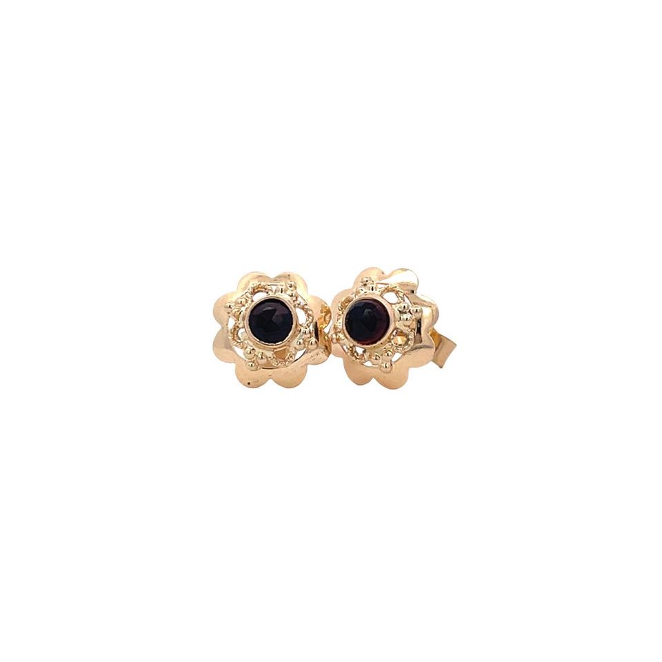 Vintage 14K Gold Stud Earrings with Garnet