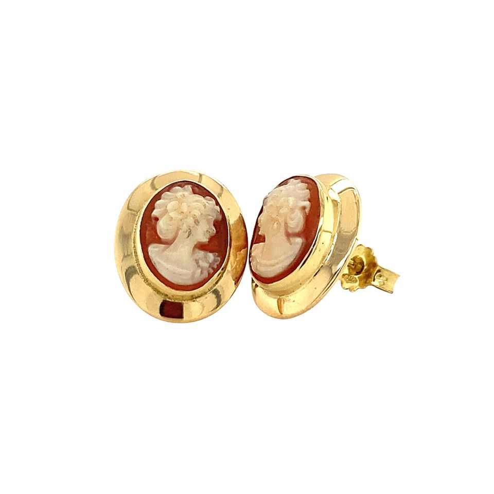 Vintage 18K Gold Stud Earrings with Cameo