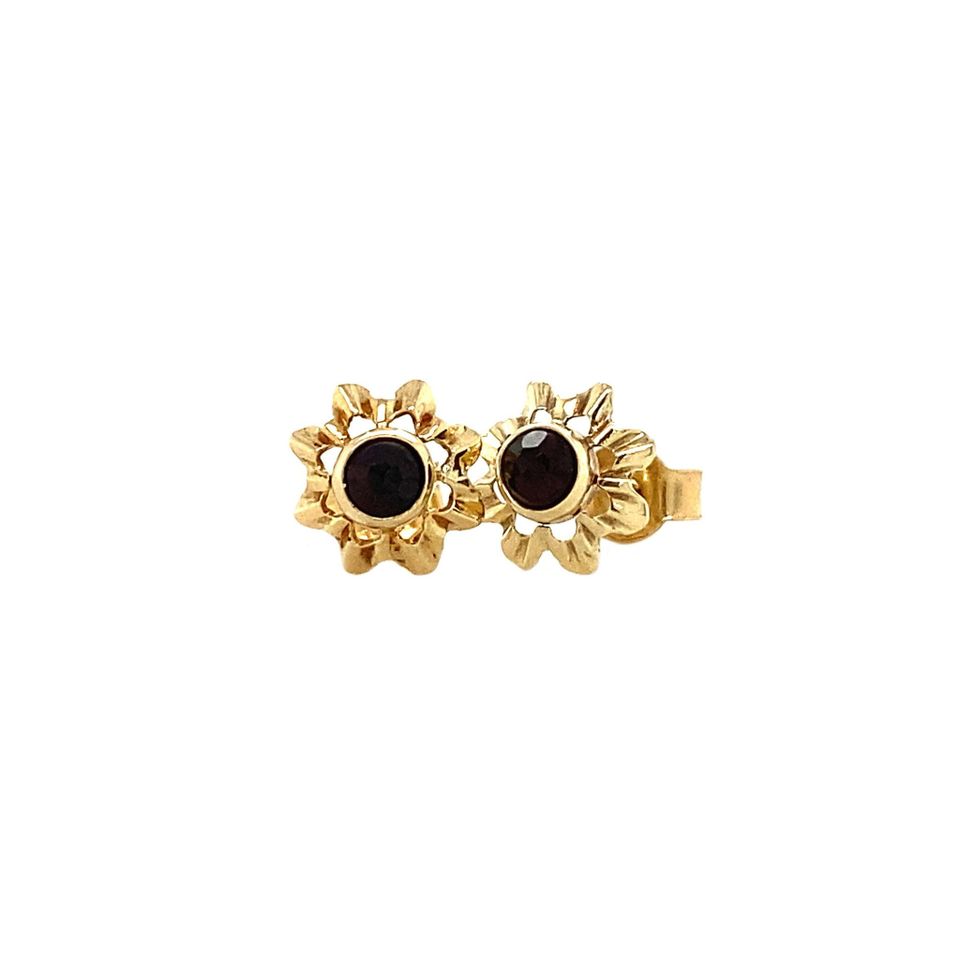 Vintage 14K Gold Stud Earrings with Garnet