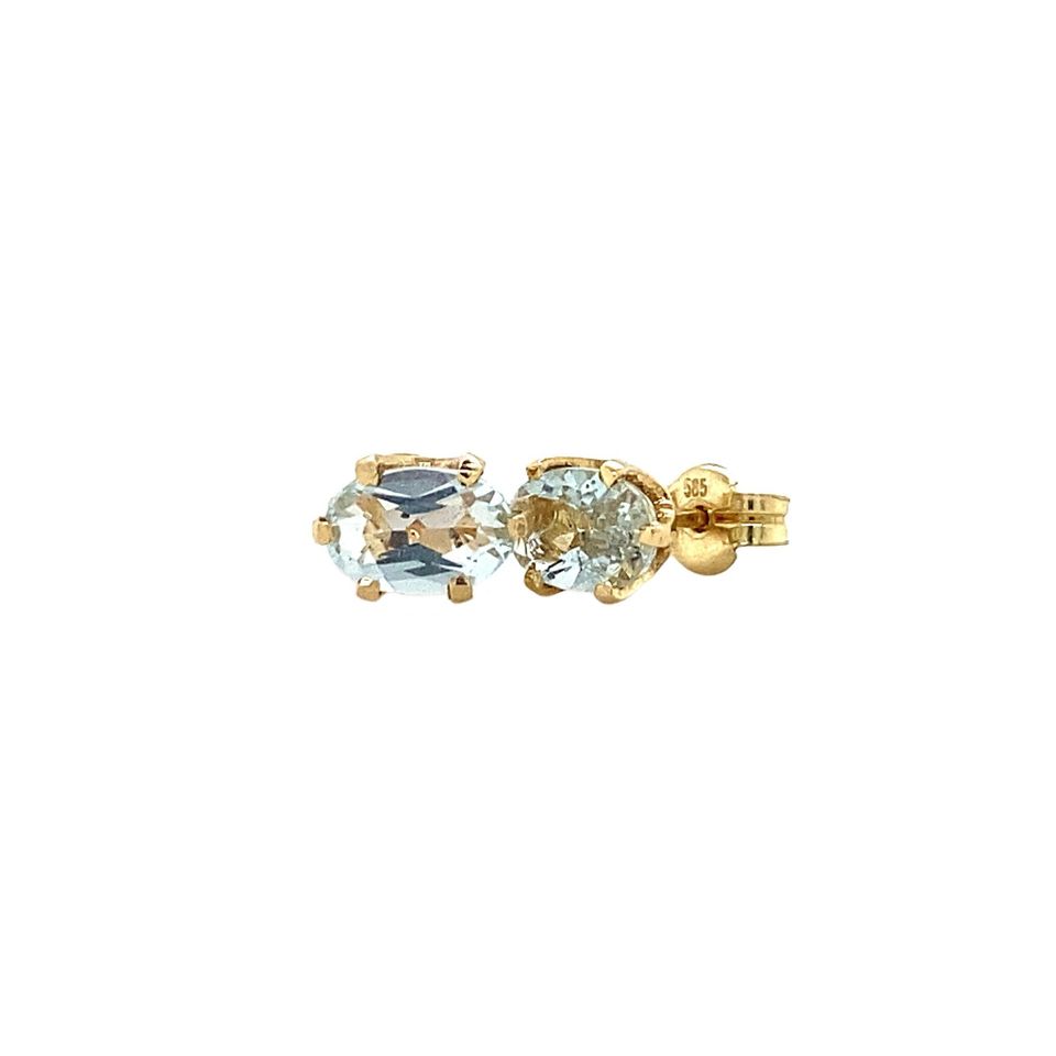 Vintage 14K Gold Stud Earrings with Glass Stone