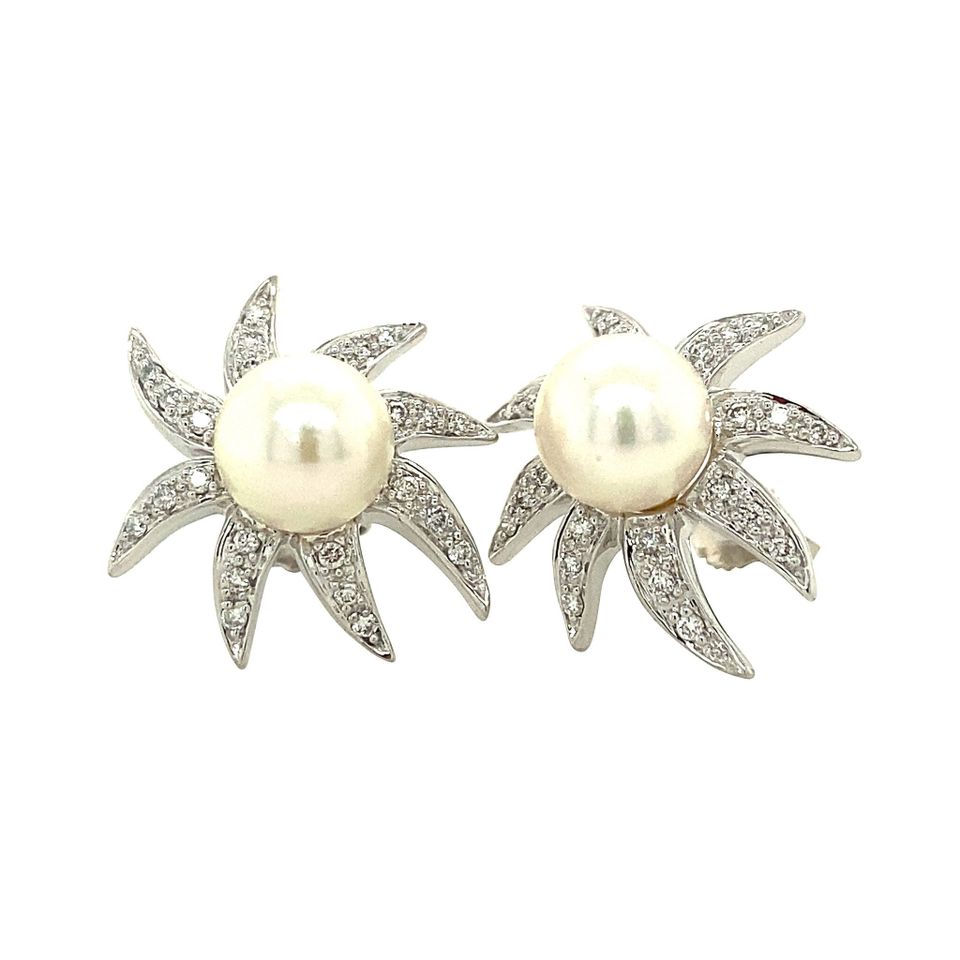 Vintage 14K White Gold Stud Earrings with Diamond and Pearl