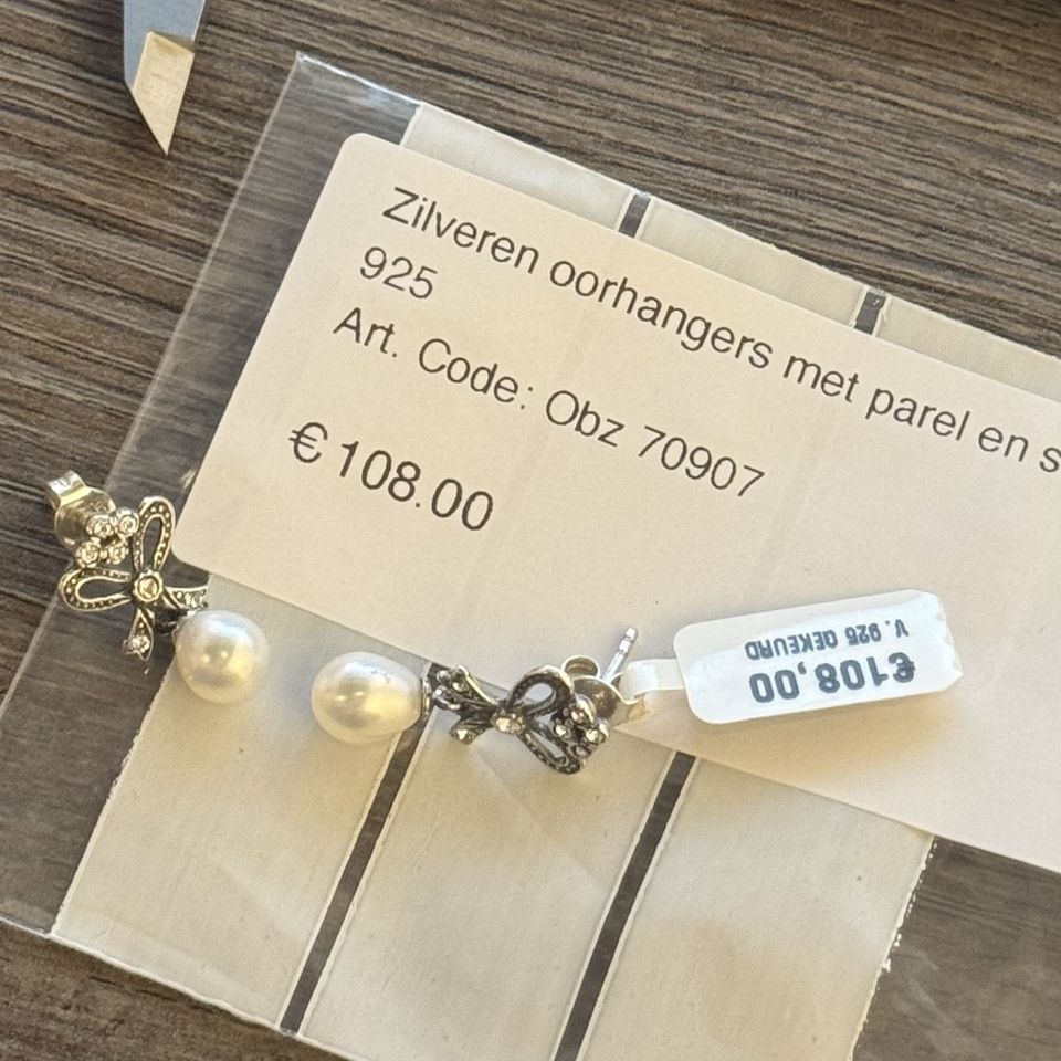 Vintage Sterling Silver Drop Earrings with Pearl and Swarovski