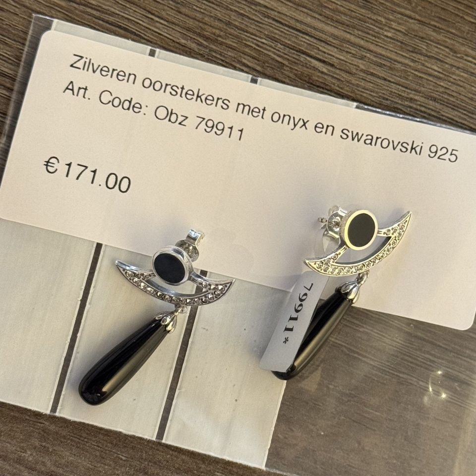 Vintage Sterling Silver Stud Earrings with Onyx and Swarovski