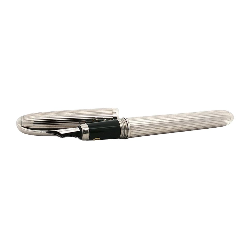 Cartier Louis Cartier Godron – Sterling Silver Fountain Pen