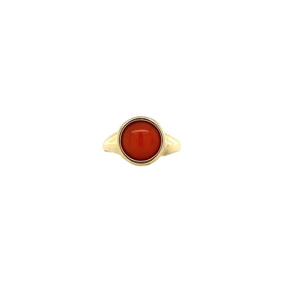 Vintage 14K Gold Ring with Red Coral