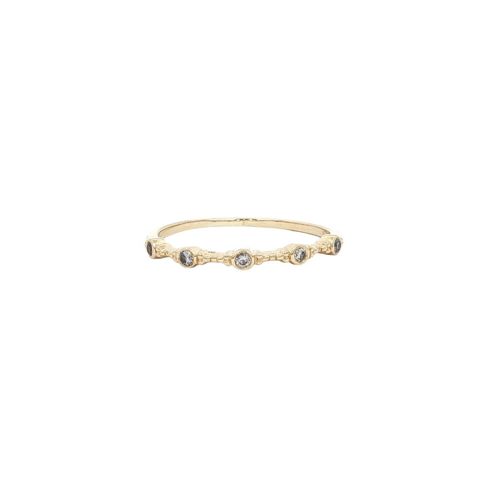 Vintage 14K Gold Ring with Diamond