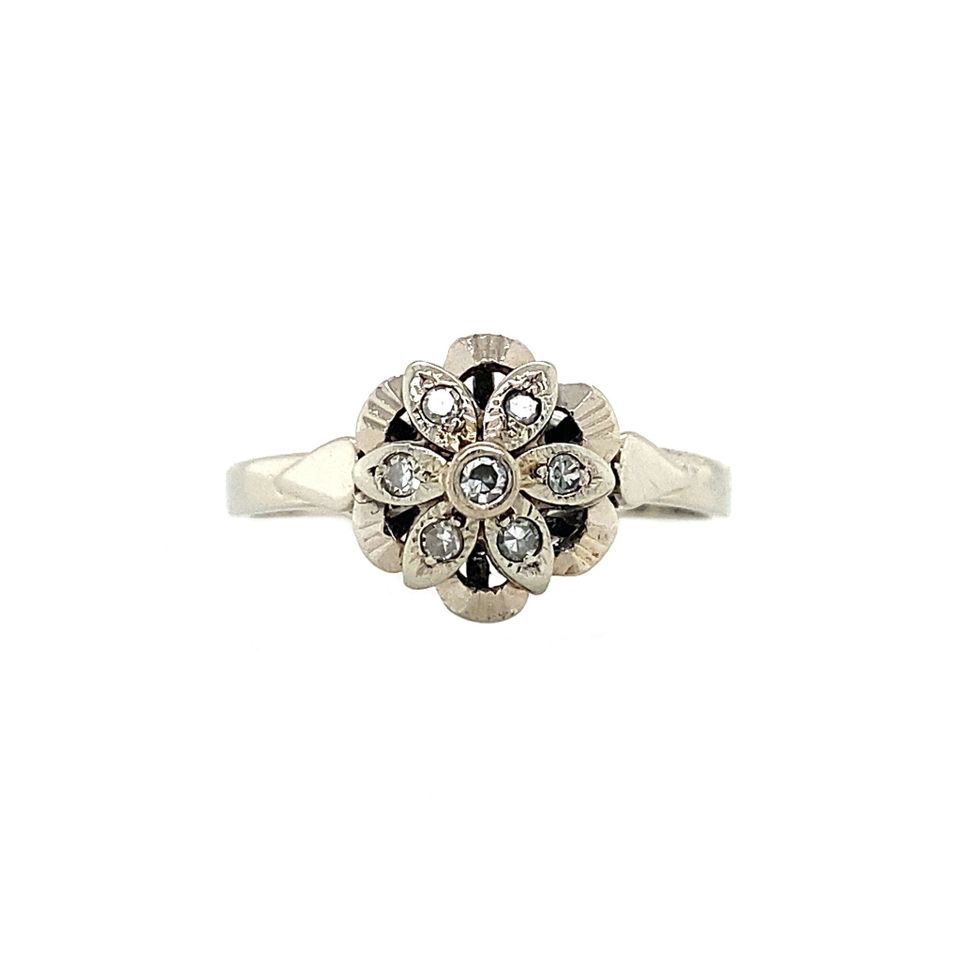 Vintage 14K White Gold Cluster Ring with Diamond