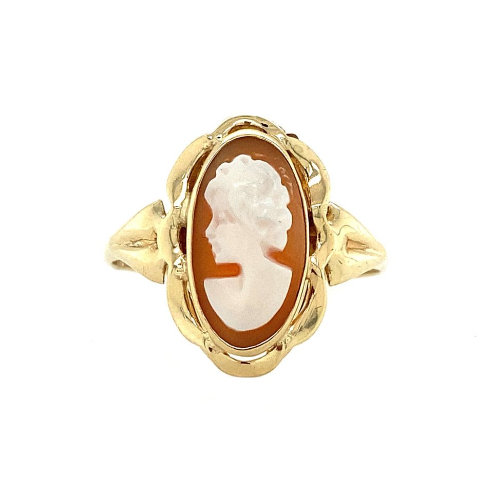Vintage 14K Gold Ring with Cameo
