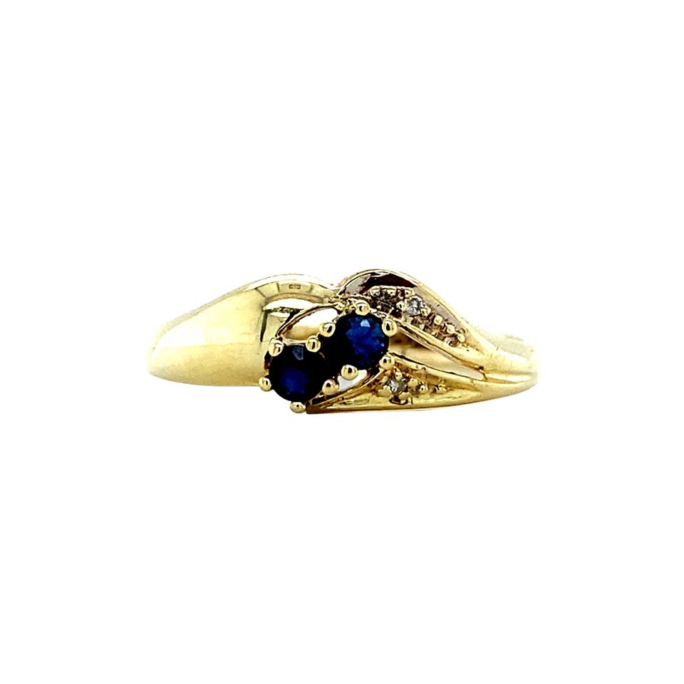 Vintage 14K Gold Ring with Sapphire and Diamond