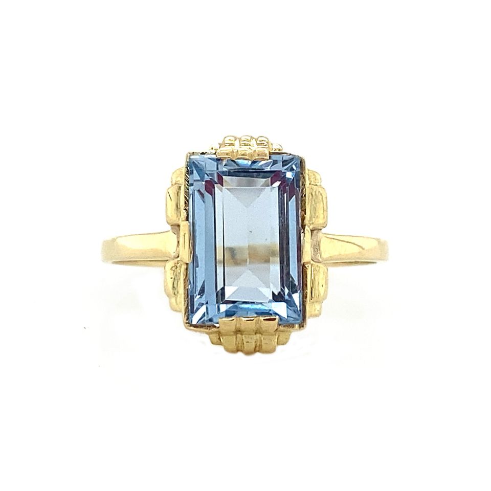 Vintage 14K Gold Ring with Blue Spinel