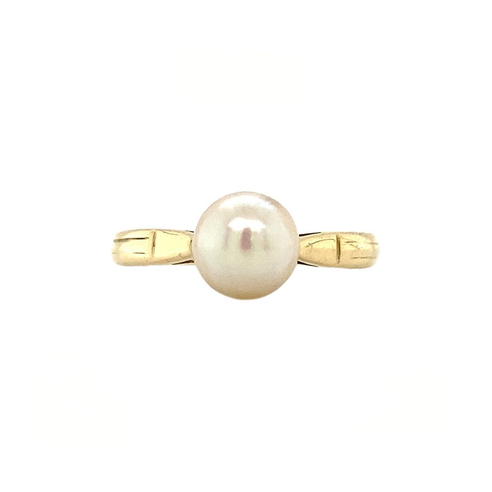 Vintage 14K Gold Ring with Pearl