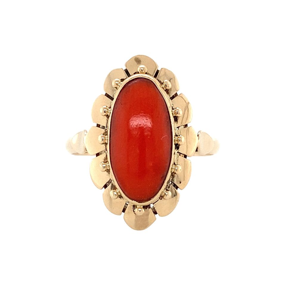 Vintage 14K Gold Ring with Red Coral