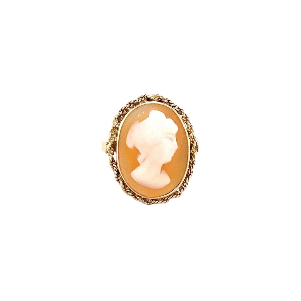 Vintage 14K Gold Ring with Cameo