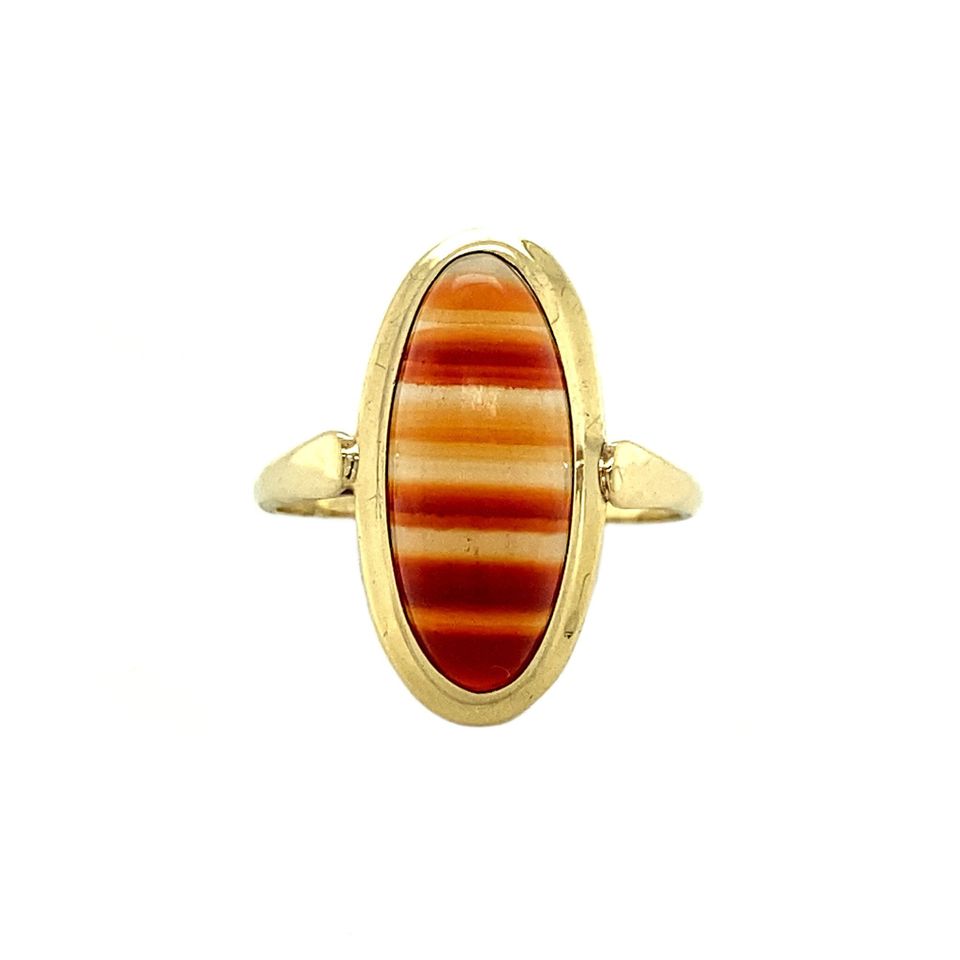 Vintage 14K Gold Ring with Banded Agate