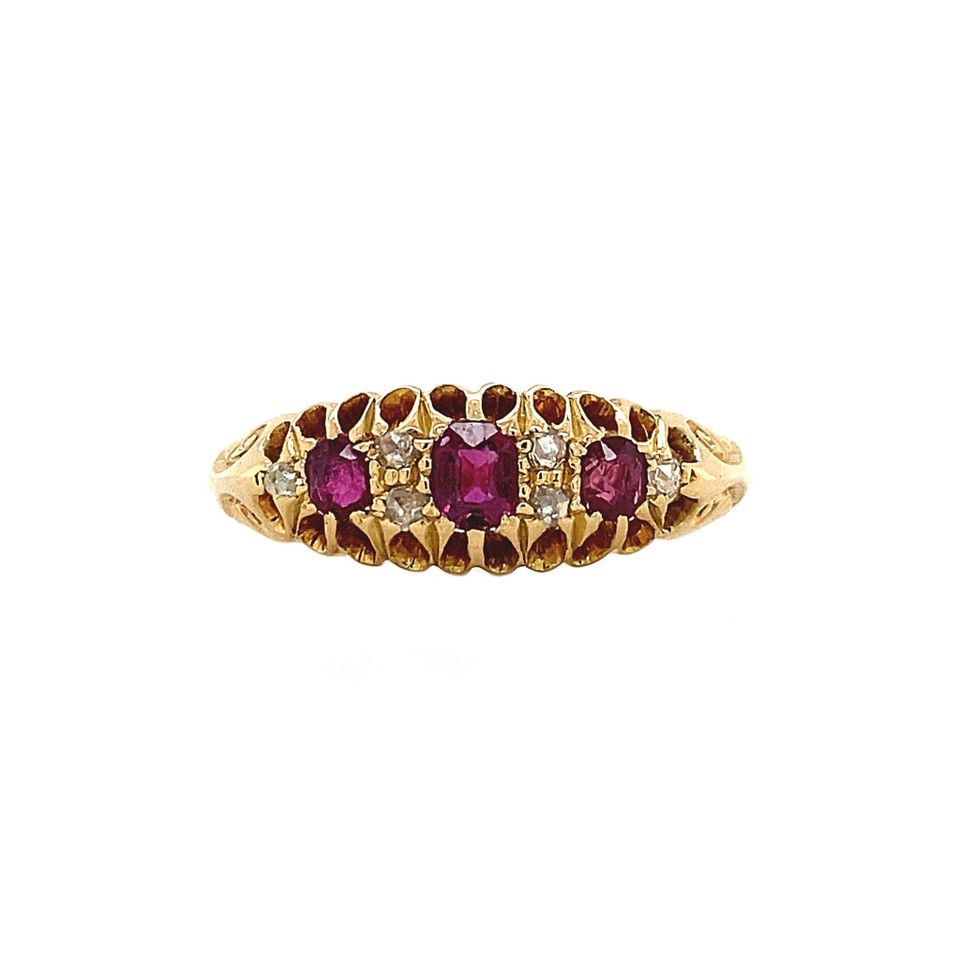Vintage 18K Gold Ring with Ruby and Diamond