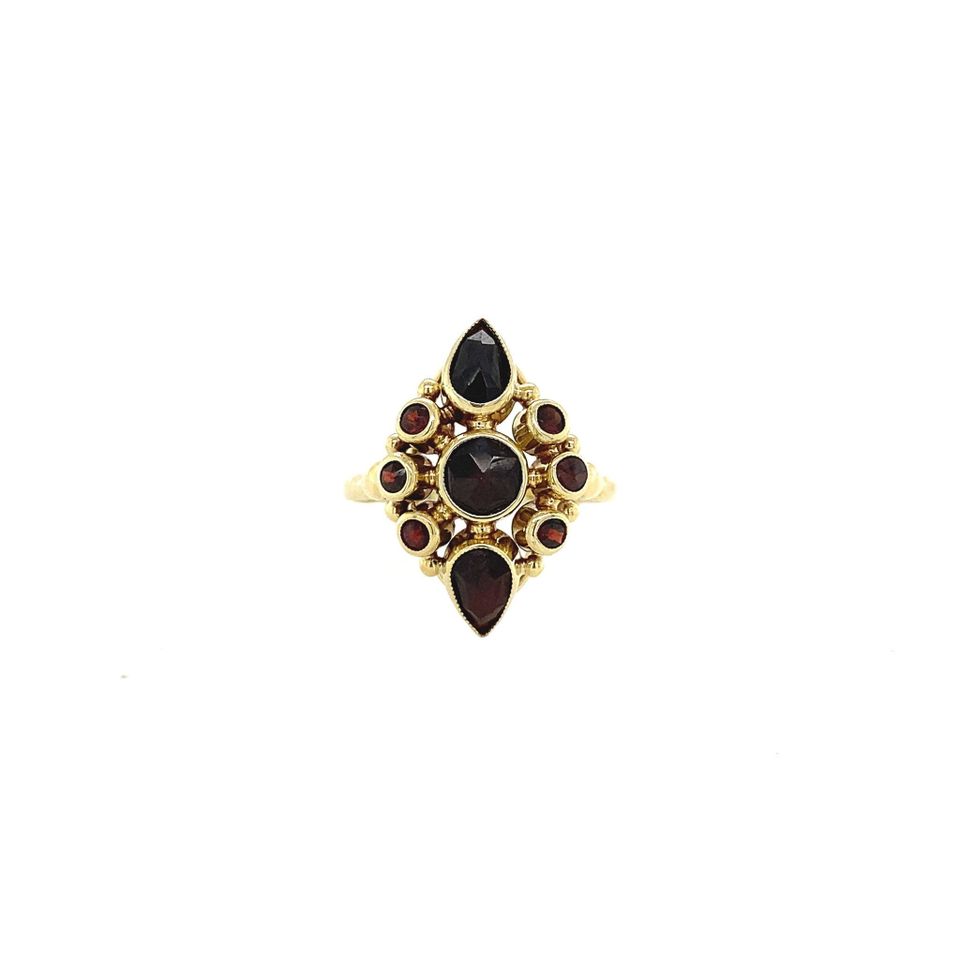 Vintage 14K Gold Ring with Garnet