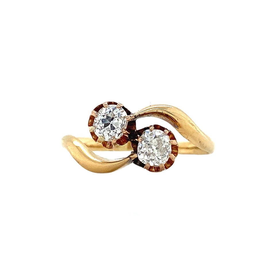 Vintage 14K Gold Ring with Diamond