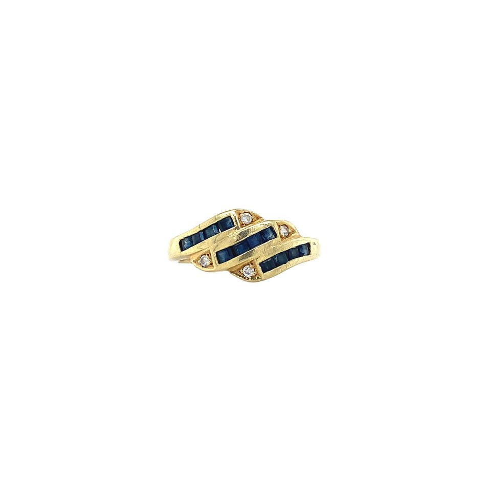Vintage 14K Gold Ring with Cubic Zirconia and Sapphire