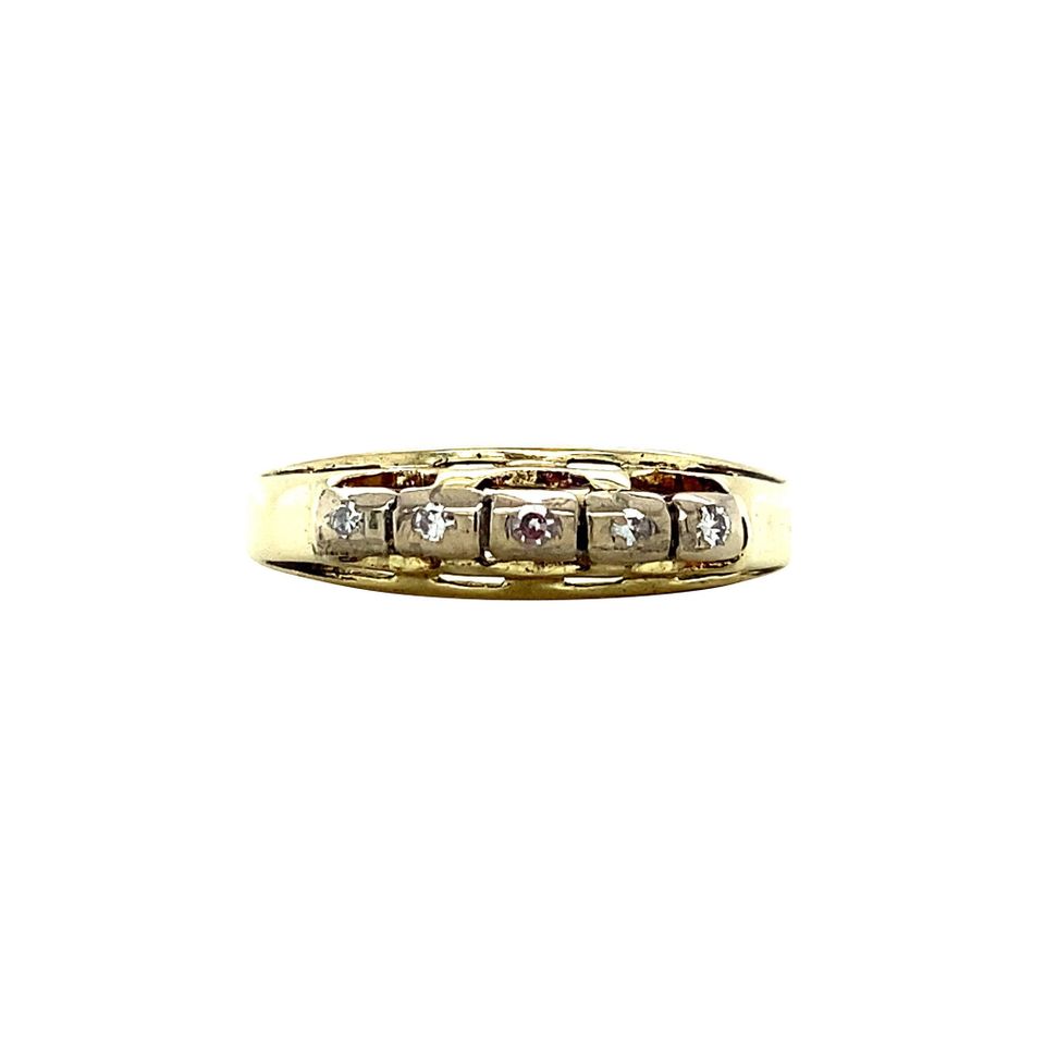 Vintage 14K Gold Ring with Diamond