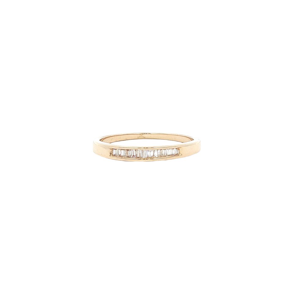 Vintage 14K Gold Ring with Diamond
