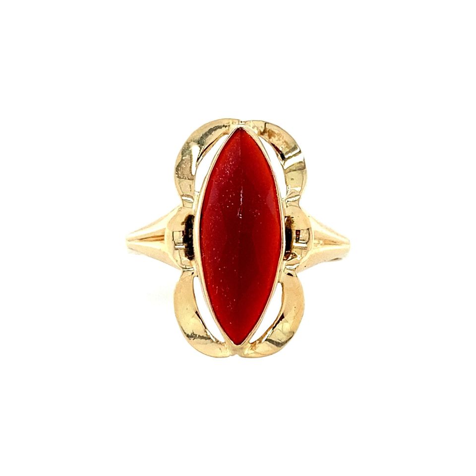 Vintage 14K Gold Ring with Carnelian