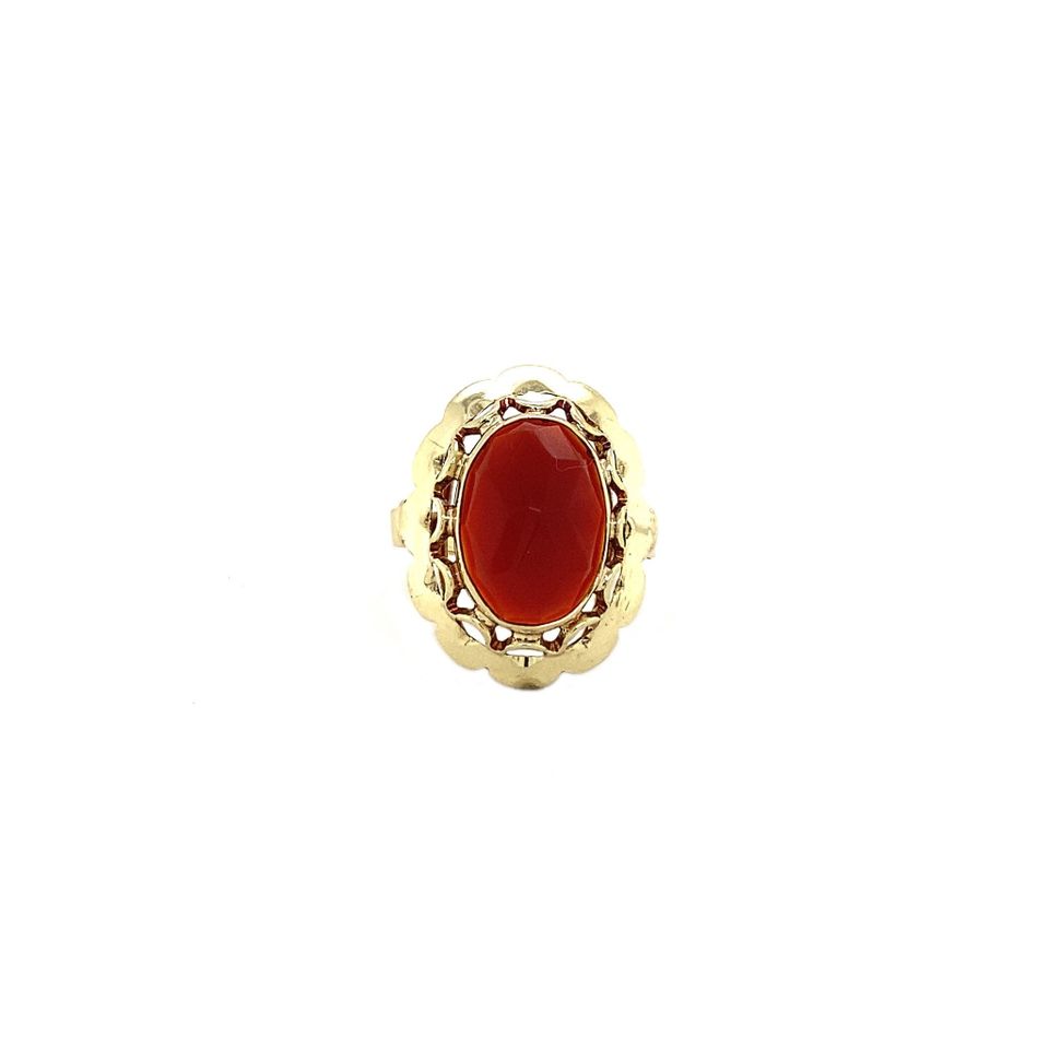 Vintage 14K Gold Ring with Carnelian