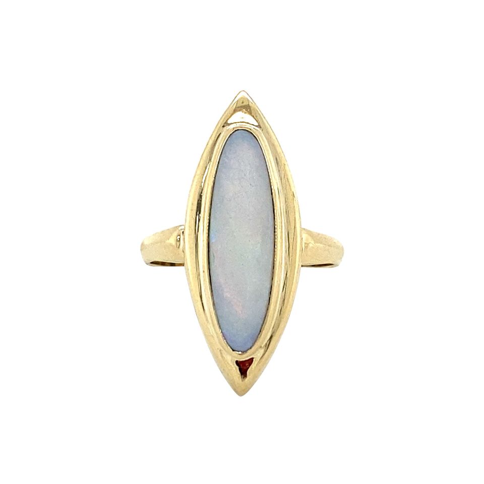Vintage 14K Gold Ring with Opal