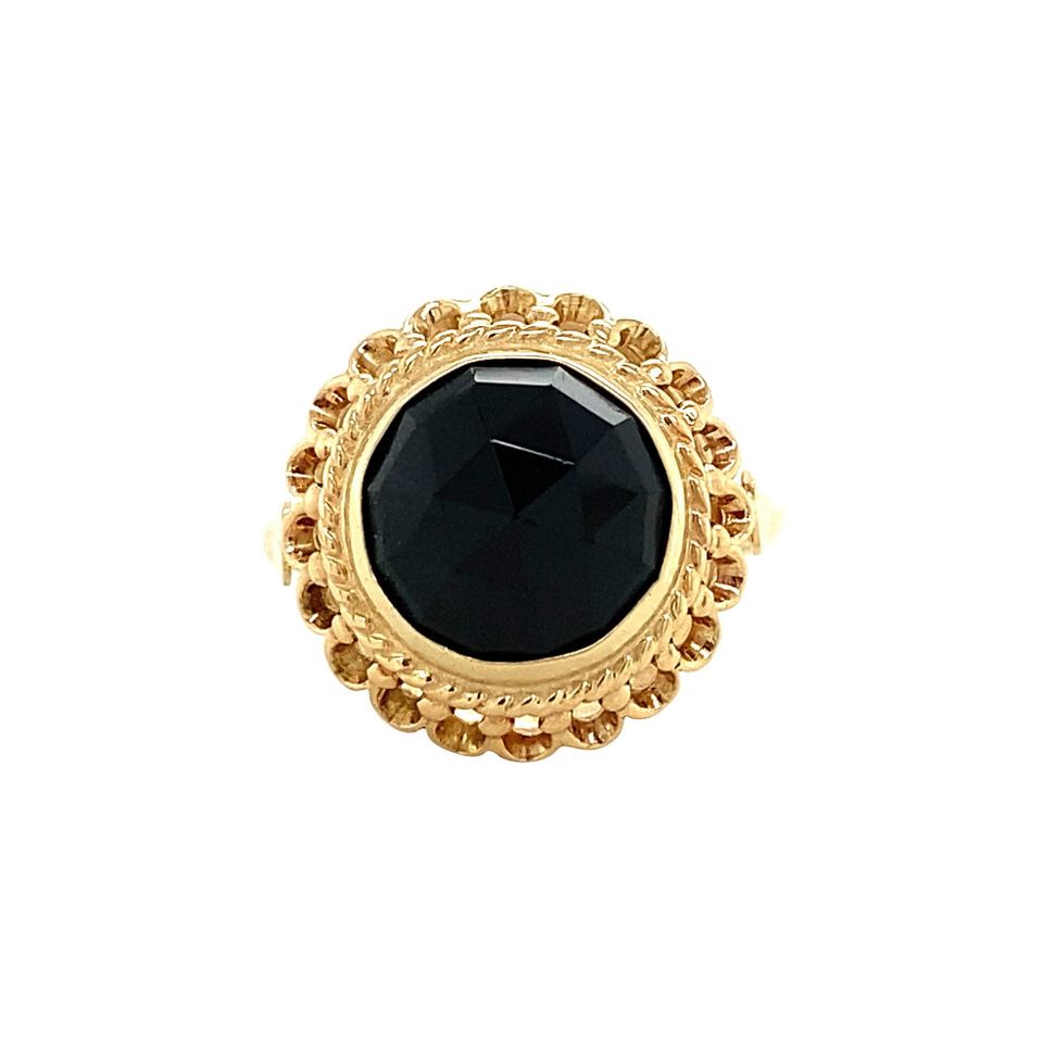 Vintage 14K Gold Ring with Garnet