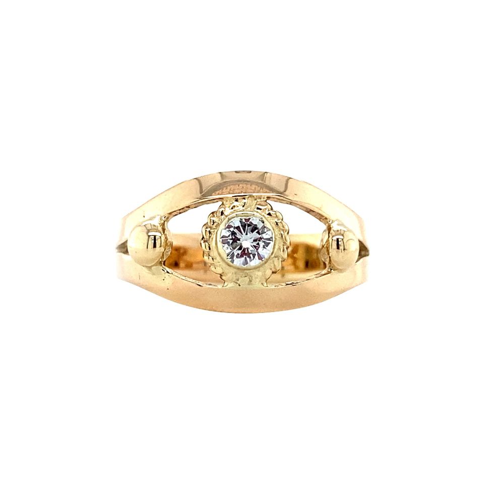 Vintage 14K Gold Ring with Diamond