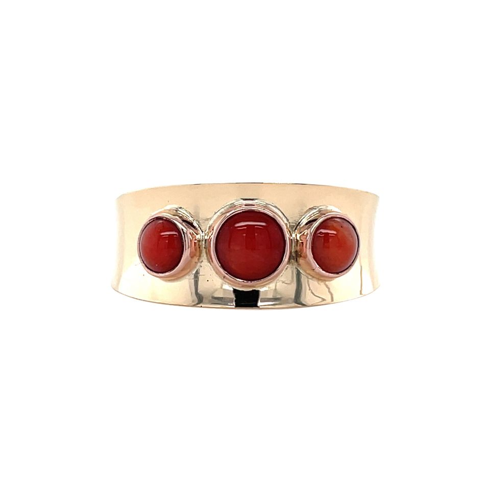 Vintage 14K Gold Ring with Red Coral
